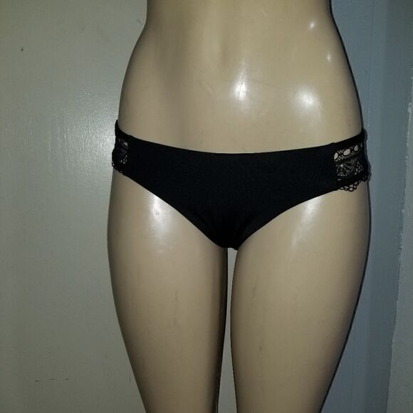 Laundry by Shelli Segal Bikini Bottoms & Tommy bahama top - Picture 3 of 14